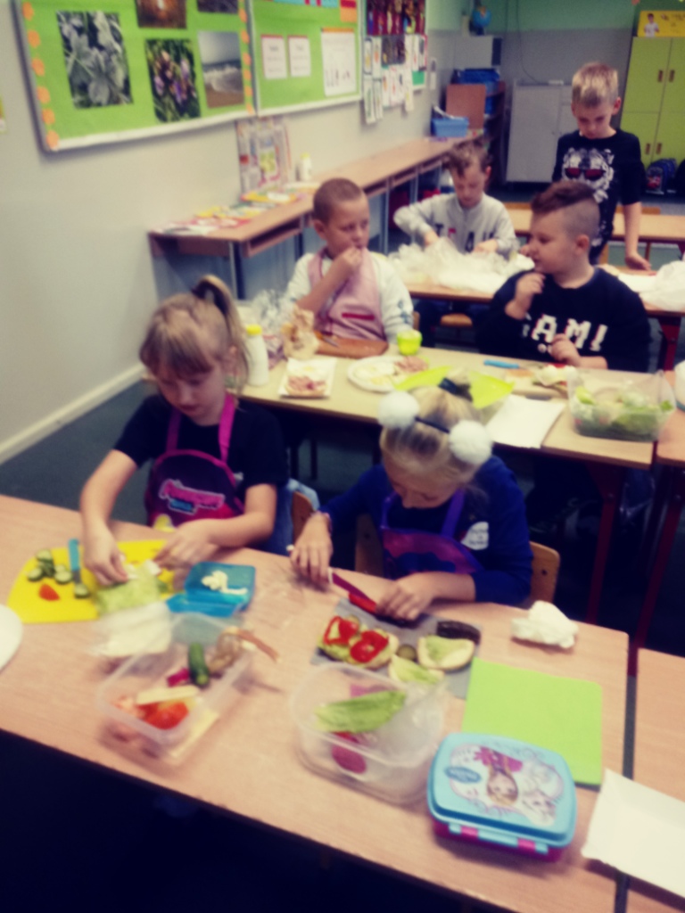 Realizacja programu Owoce i warzywa w szkole w klasach drugich
